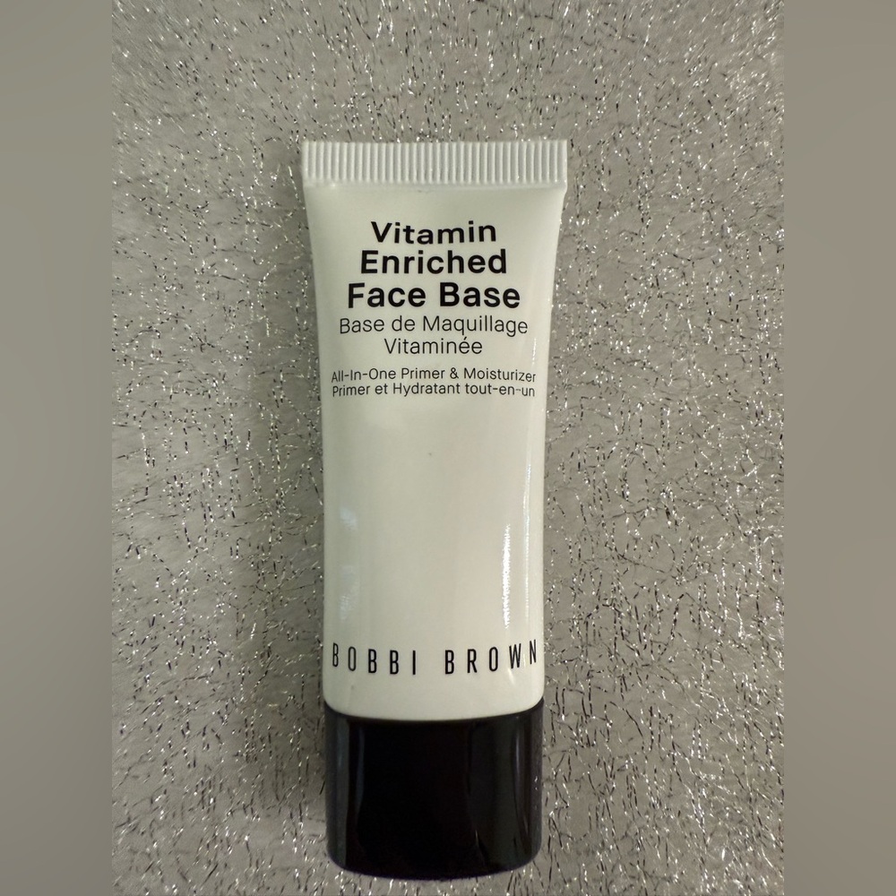 Bobbi Brown Vitamin Enriched Face Base